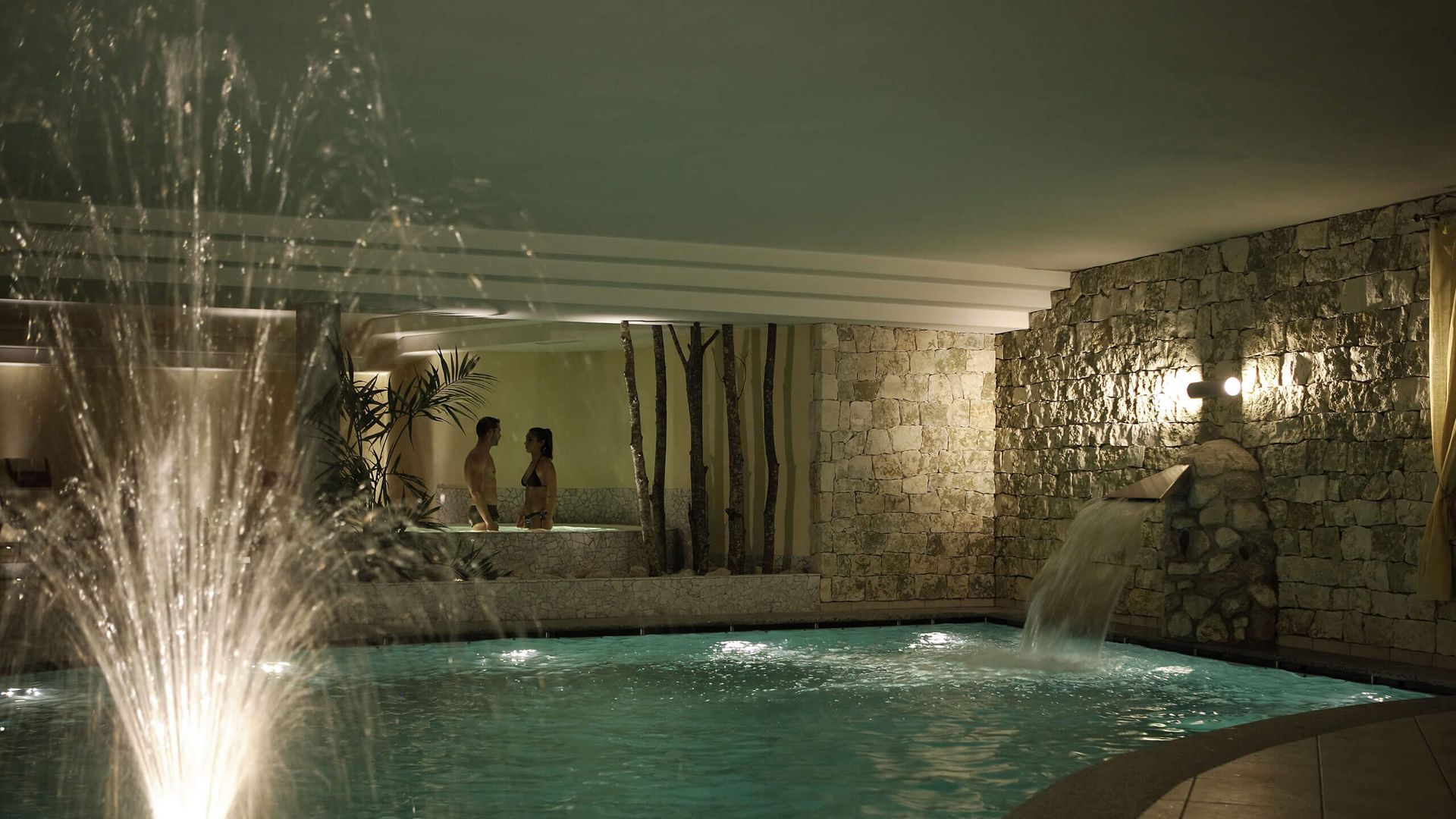 Wellnesshotel in den Dolomiten 4 Sterne Superior Wellnesshotel in den Dolomiten 4 Sterne Superior